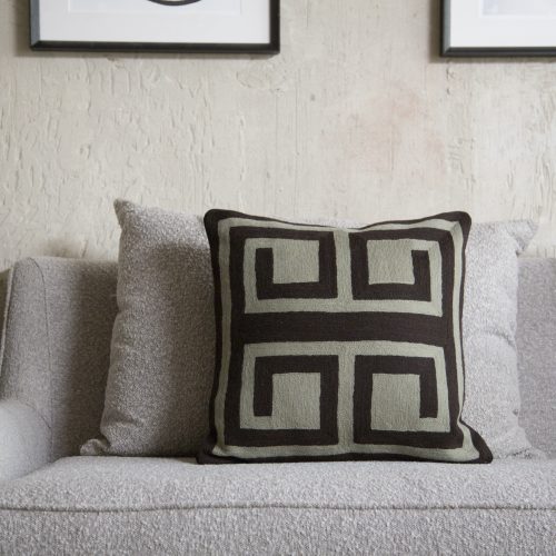 Cojín de diseño negro y verde