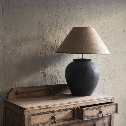 Lámpara de mesa de cerámica negra y piedra sin pantalla