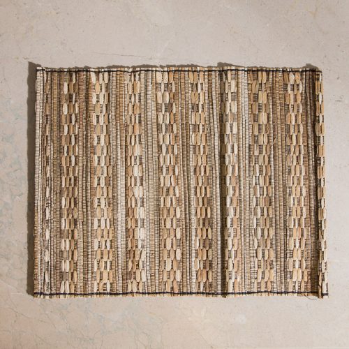 Salvamantel de color natural