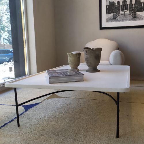 Mesa de centro Cáceres piedra caliza diseño Tristán Domecq Casa