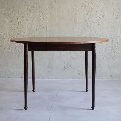Mesa de comedor de madera extensible años 60