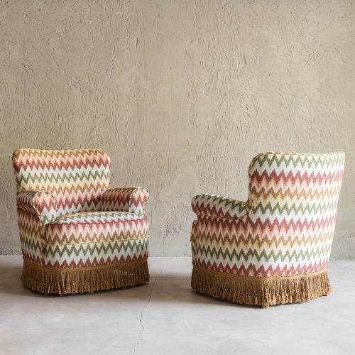 Pareja de butacas estilo inglés retapizadas zigzag