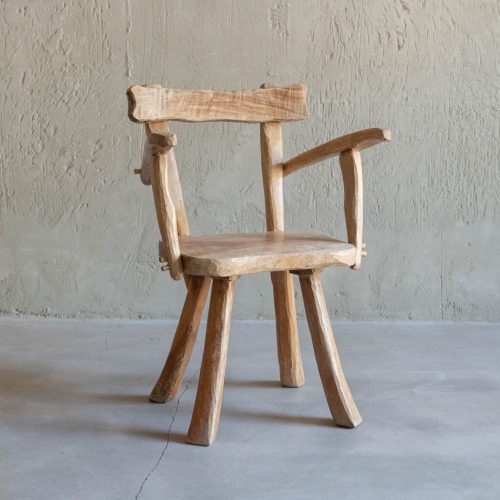 Sillón de madera de jardín