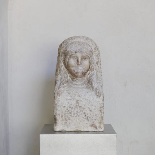 Escultura de mujer año 1800 procedente de Francia