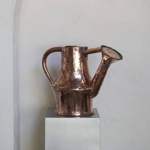 Regadera de cobre del siglo XVIII